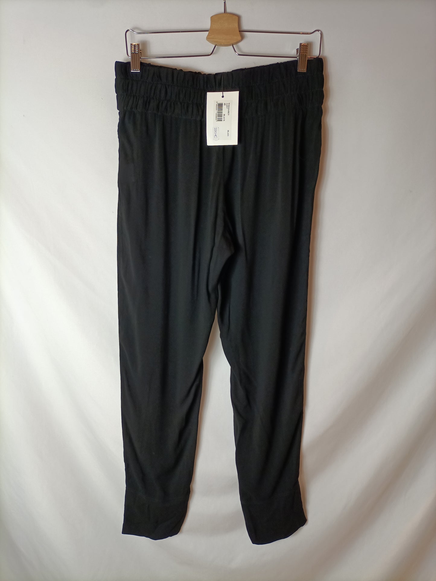 IRO. Pantalón fluido negro. T 40