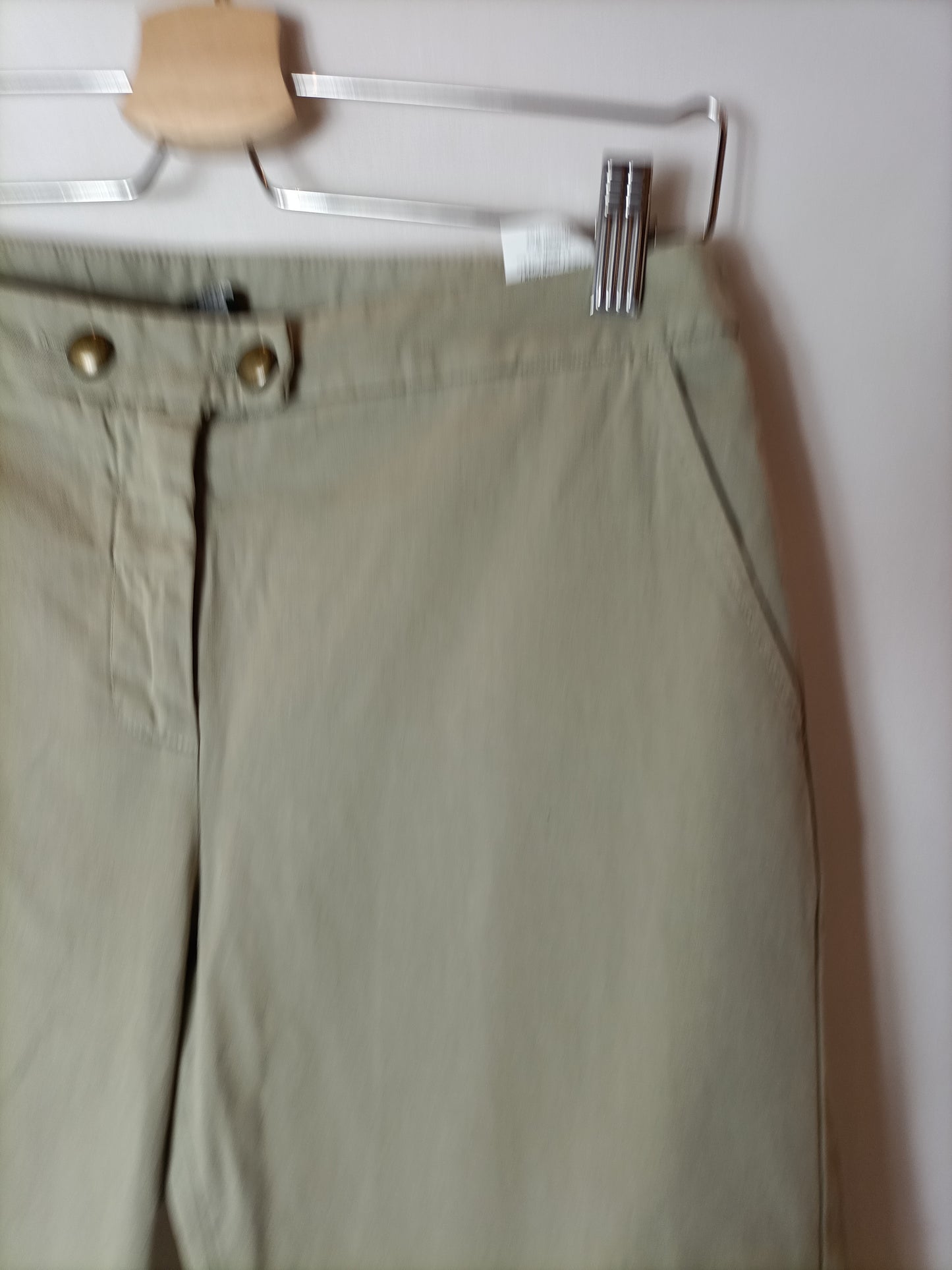 ERMANNO SCERVINO. Pantalones estilo cargo verdes. T 40