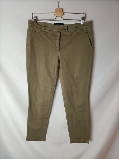 SFERA. Pantalón verde chino T.42