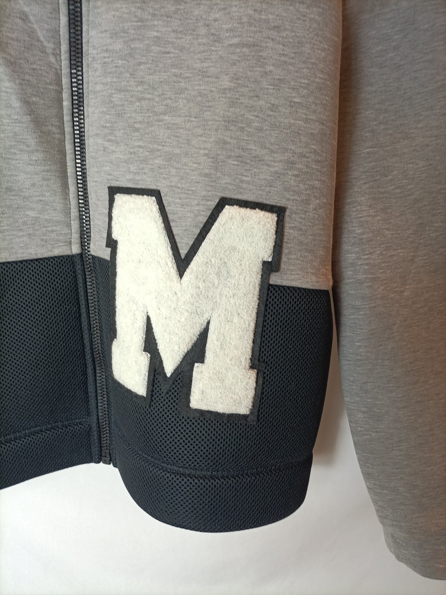 MSGM. Chaqueta bicolor texturas detalle cuello. T 42 (38)