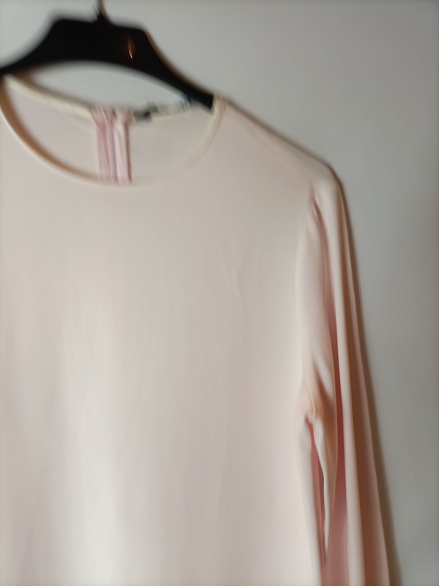 ZARA. Vestido corto rosa T.xs