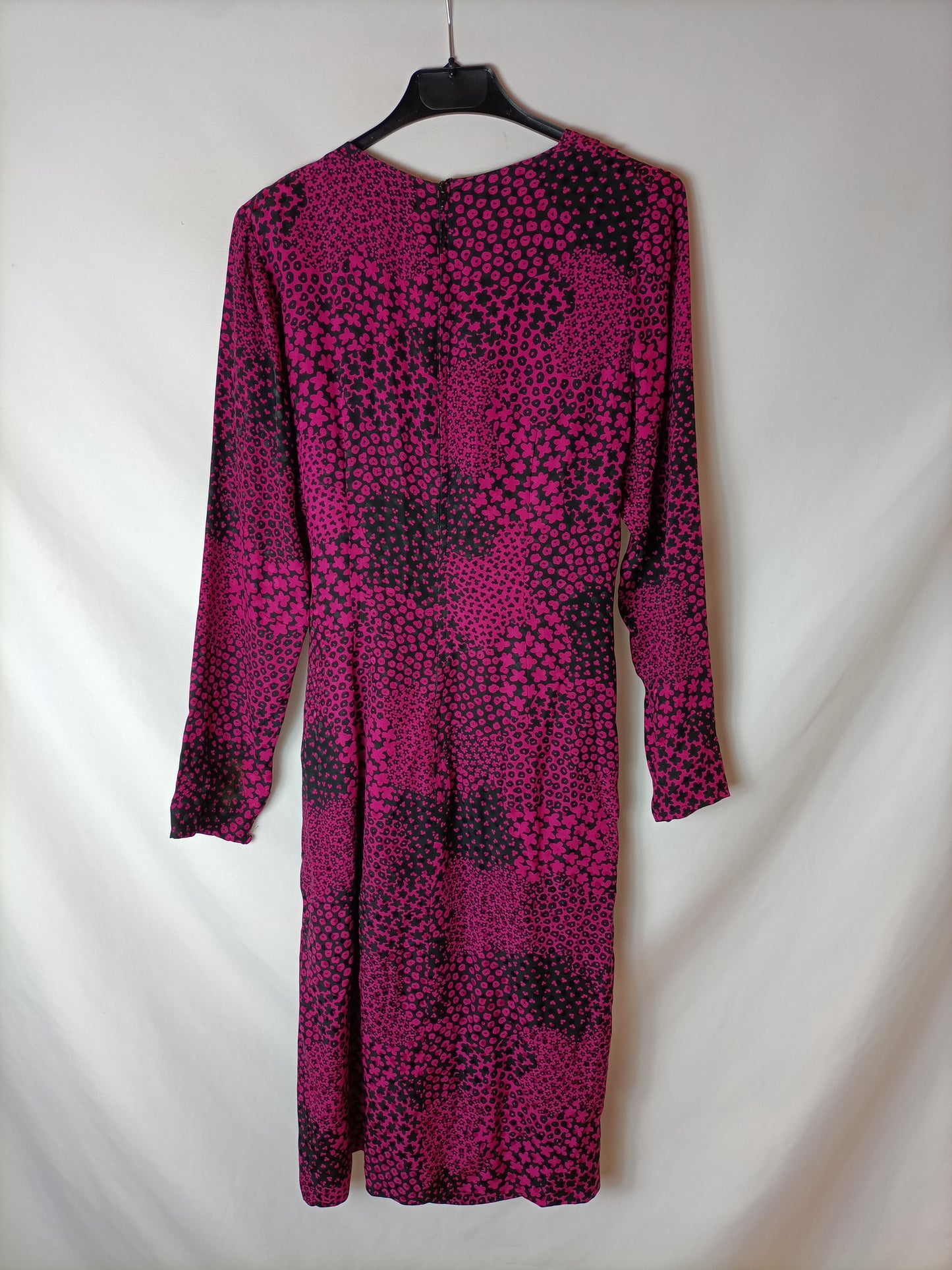 GUY LAROCHE. Vestido negro estampado en rosa. T 38