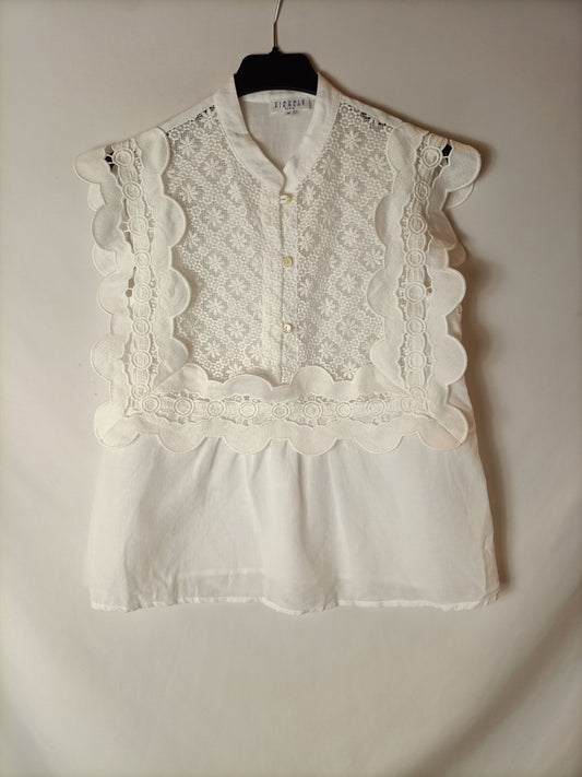 CLAUDIE PIERLOT. Top blanco encaje. T 36