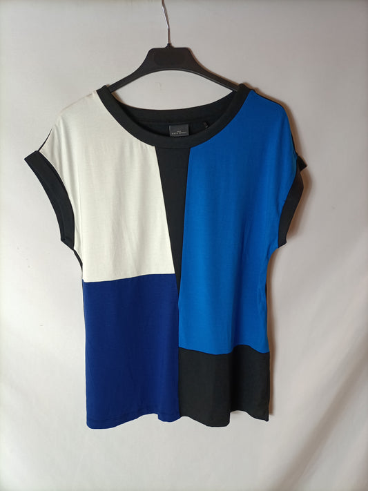 C&A. Top negro y azules. T. 38