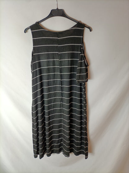 PULL&BEAR. Vestido negro rayas T.m