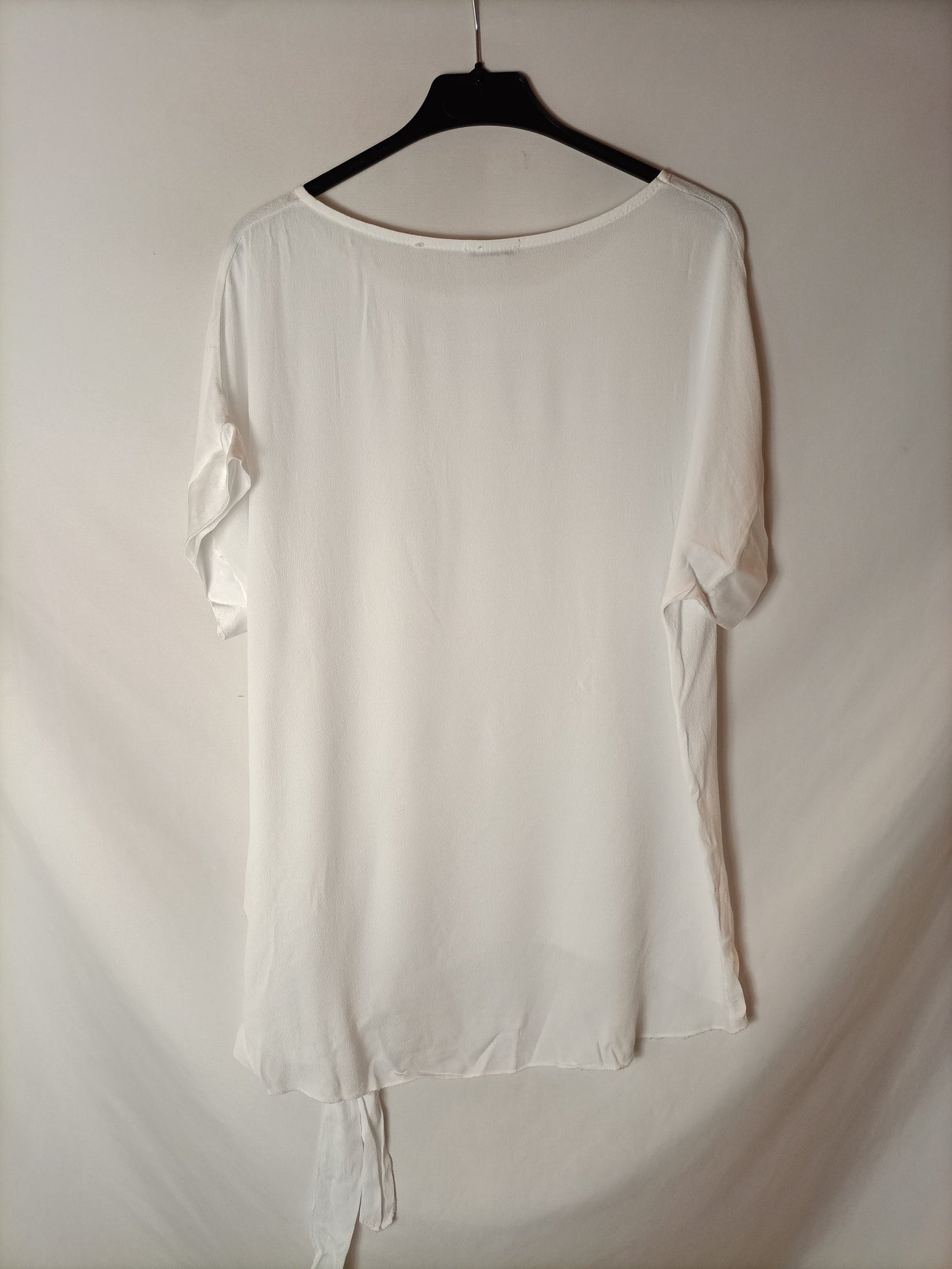 LOVE SHOP. Blusa blanca nudo T.U(s/m)