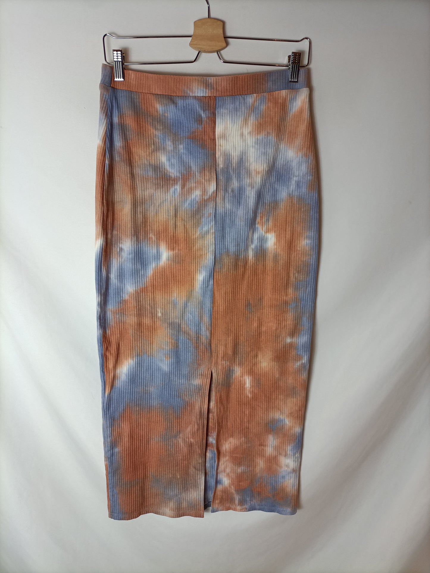 HOUSE OF HARLOW. Falda midi tie dye. T M