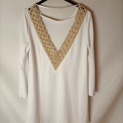 BELICCI. Vestido blanco detalle espalda. T M