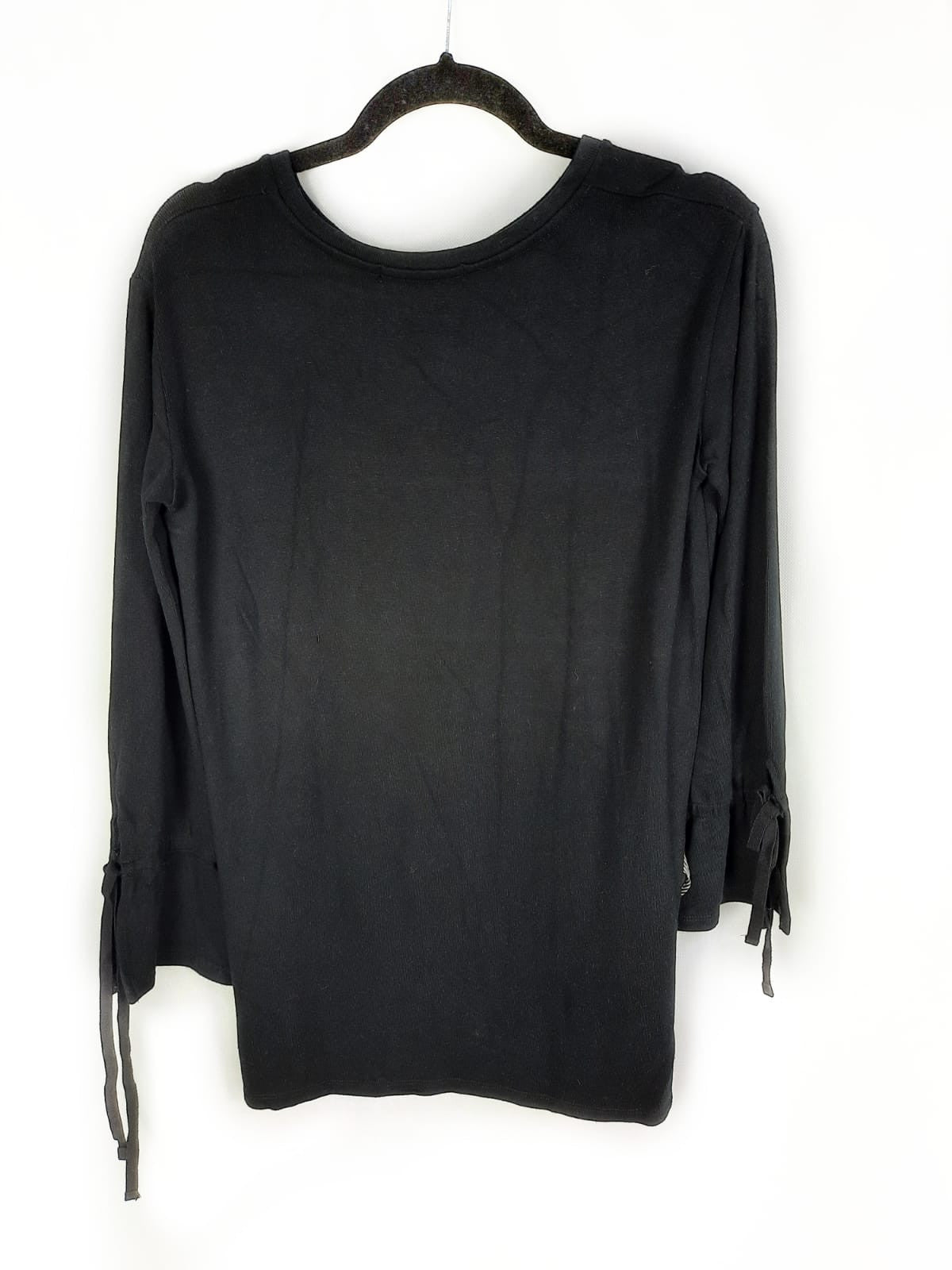 BERSHKA. Jersey negro doble textura T.s