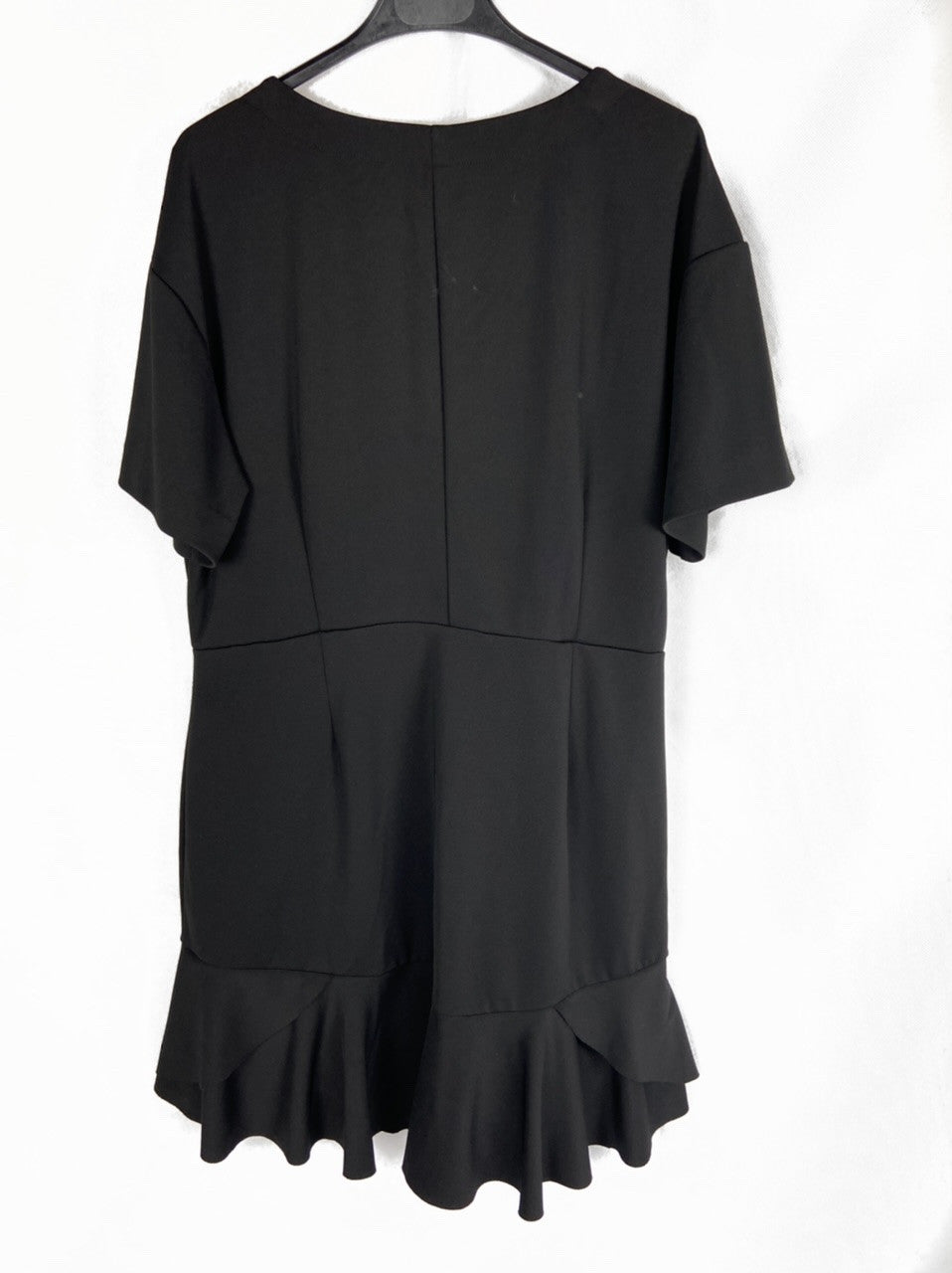 VIOLETA BY MANGO. Vestido negro talla L