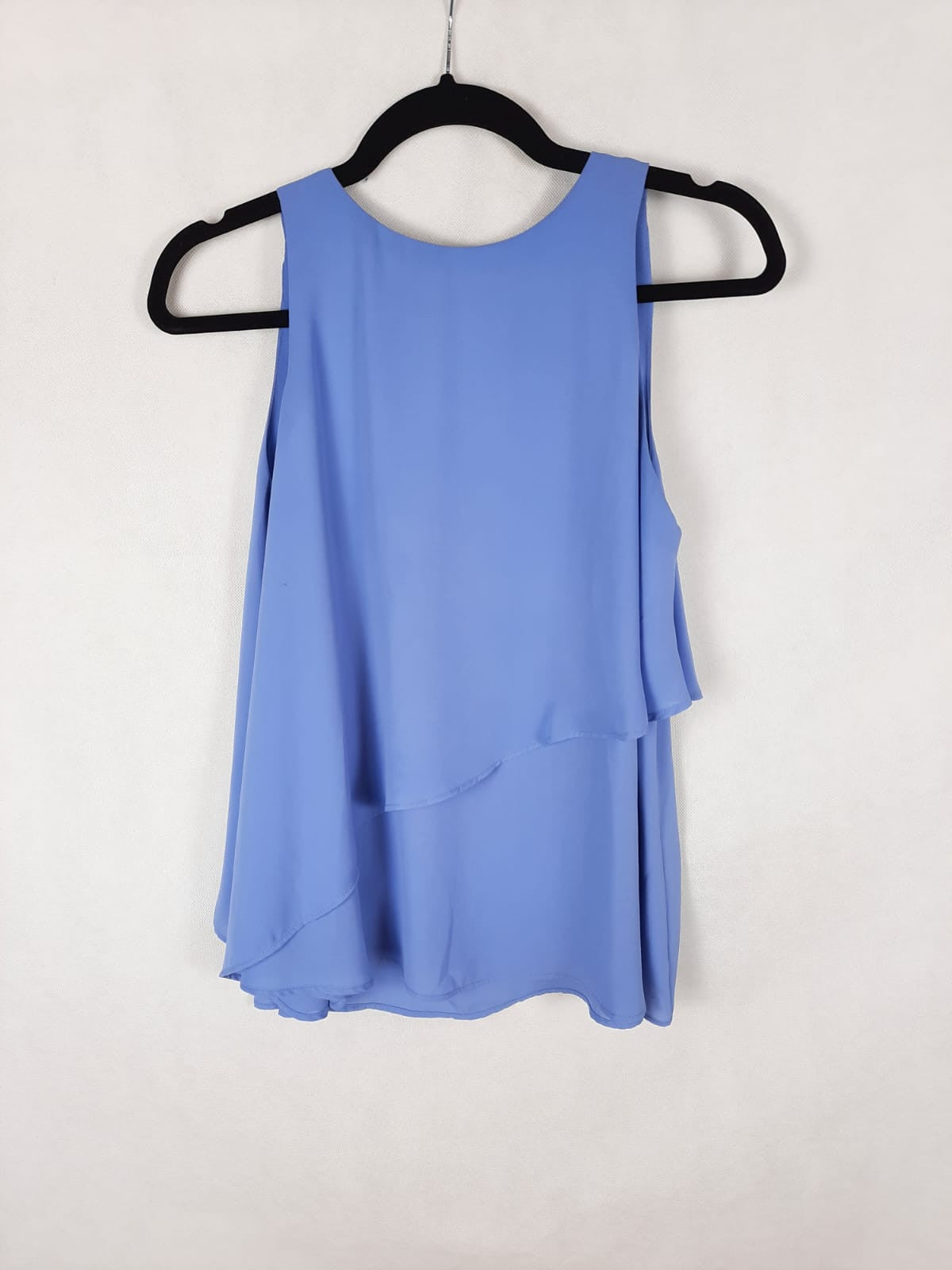 MANGO. Blusa volante T. XS