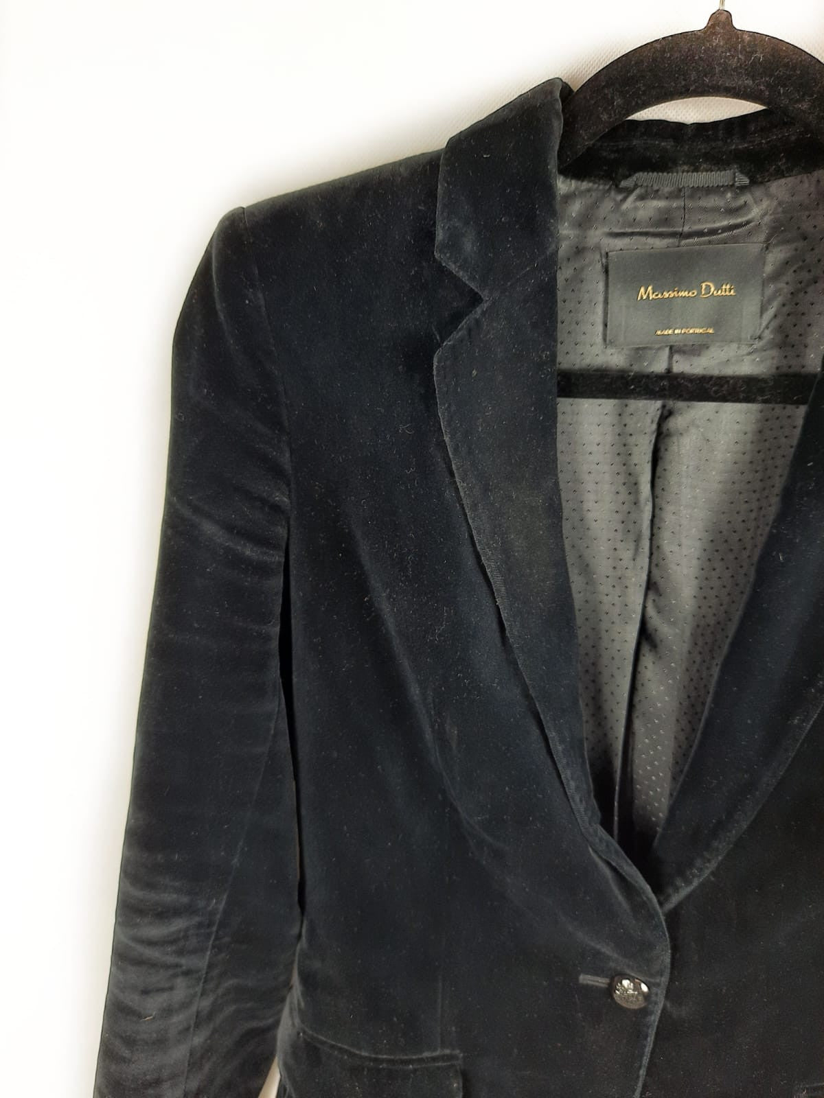 MASSIMO DUTTI. Blazer terciopelo T.36