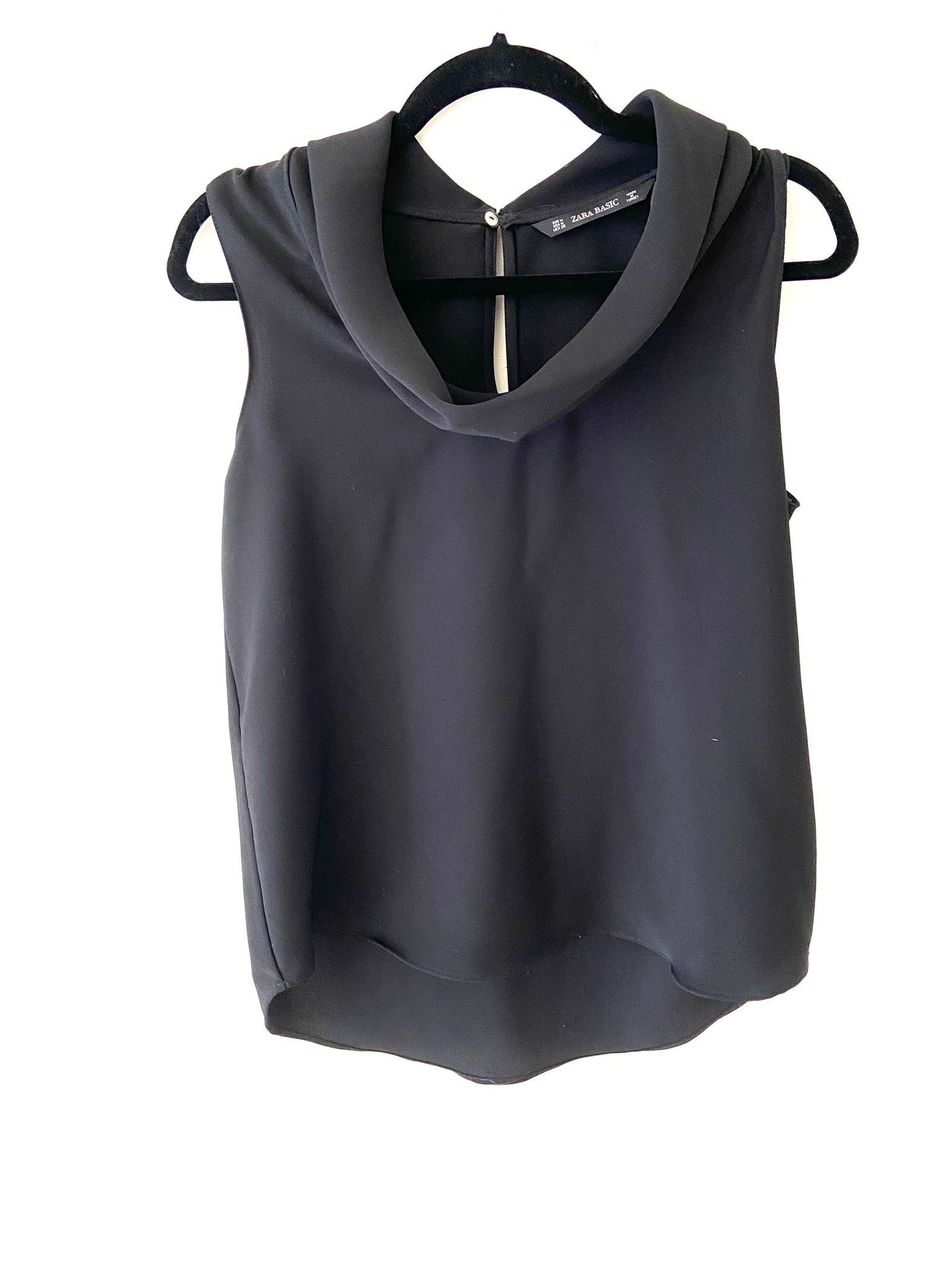 ZARA.Blusa fluida negra T.m