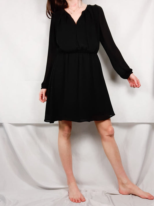 MANGO. Vestido negro basico fluido T.m