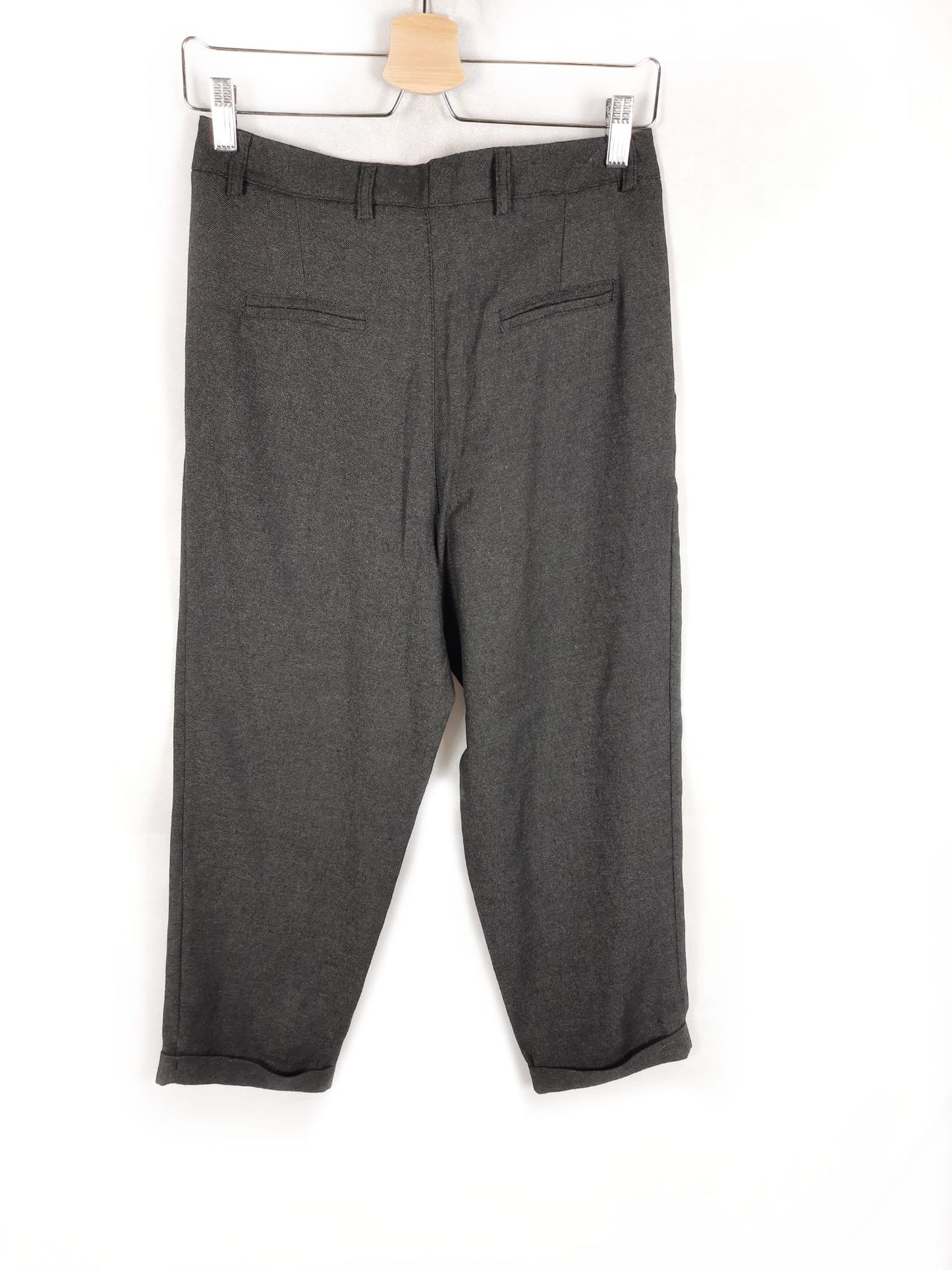 LA FÉE MARABOUTÉE. Pantalón ancho gris T.36