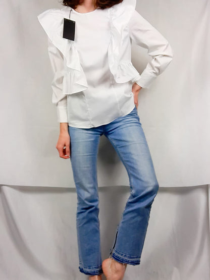 ZARA.Blusa blanca volantes T.xs