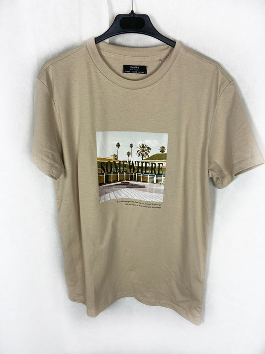 BERSHKA.Camiseta beige T.xs