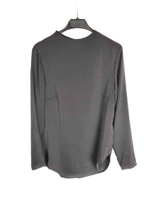 H&M. Blusa negra fluida T.36