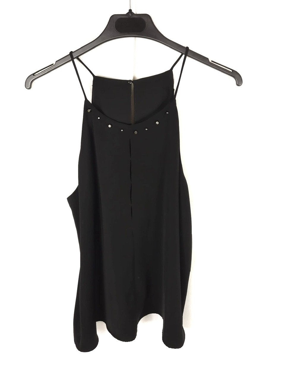 ZARA. Top negro cuello halter T.l