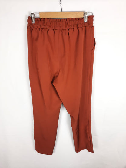 STRADIVARIUS.Pantalón rejalado teja T.m