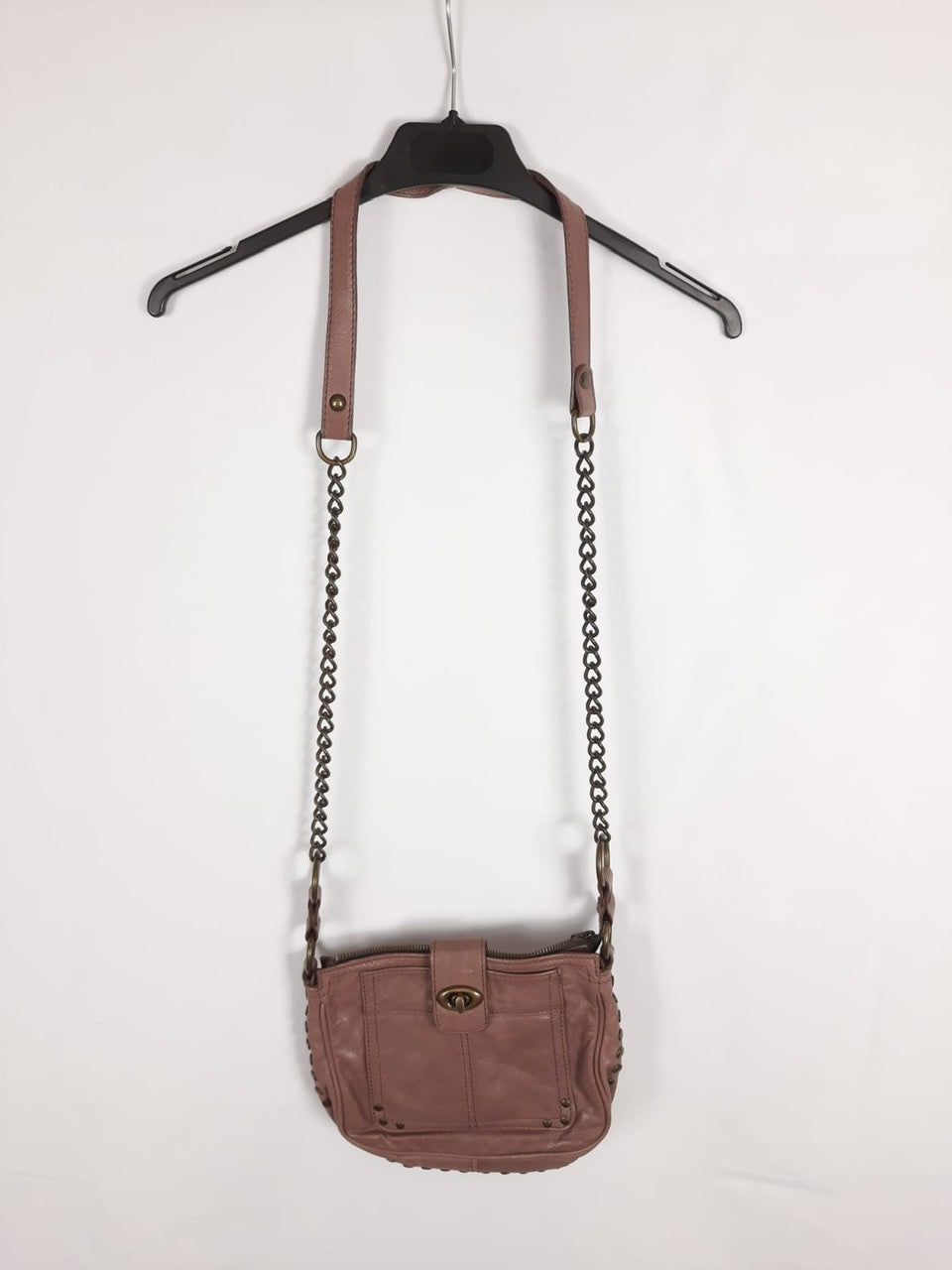 MASSIMO DUTTI. bolso rosa cadena ( tara)