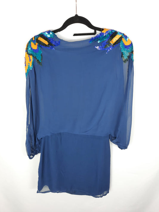 SFERA. Vestido  azul con detalle en hombros lentejuelas T.s