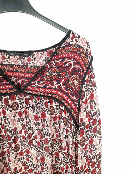 ZARA. Blusa semitransparente estampado flores rojas T.s