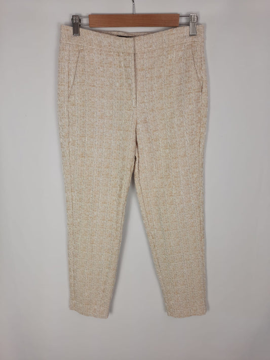 ZARA. Pantalones tweed beige y blancos T.s