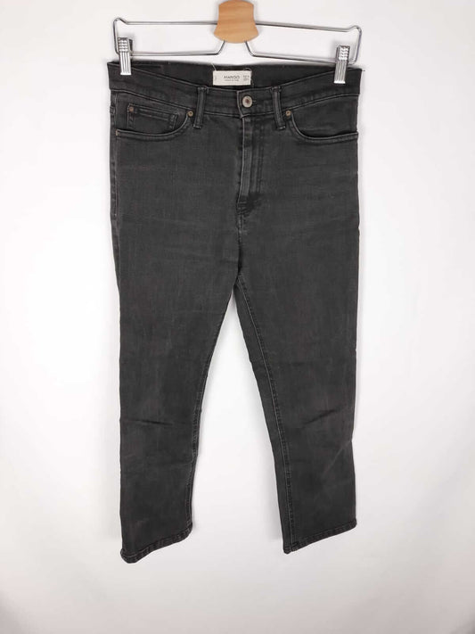 MANGO. Jeans gris oscuro T. 38