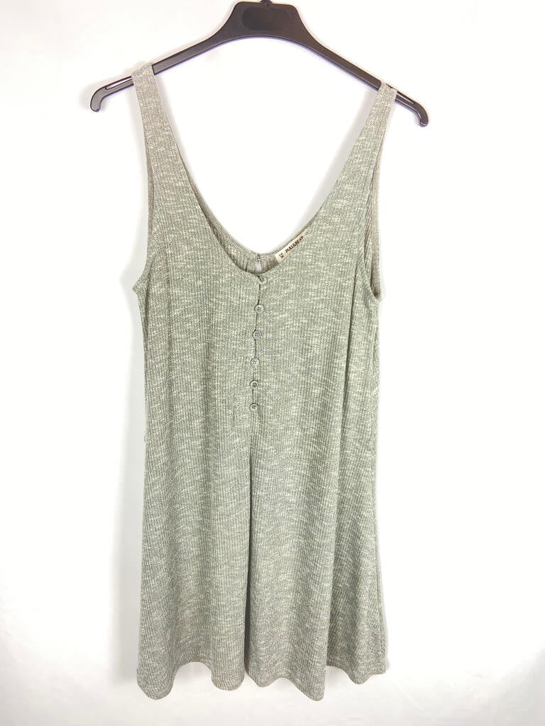 PULL&BEAR. Vestido corto  gris canale T. m