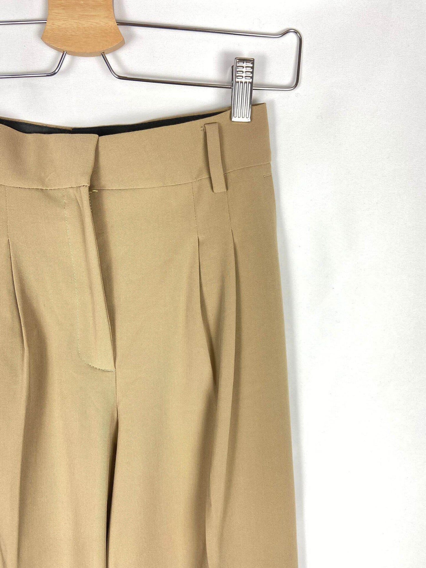 ZARA. Pantalones anchos de vestir beige T.xs