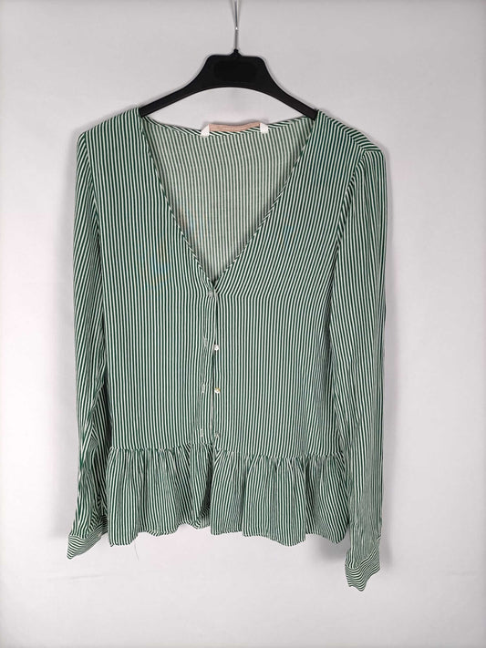 ZARA. Blusa de rayas verde T. xs