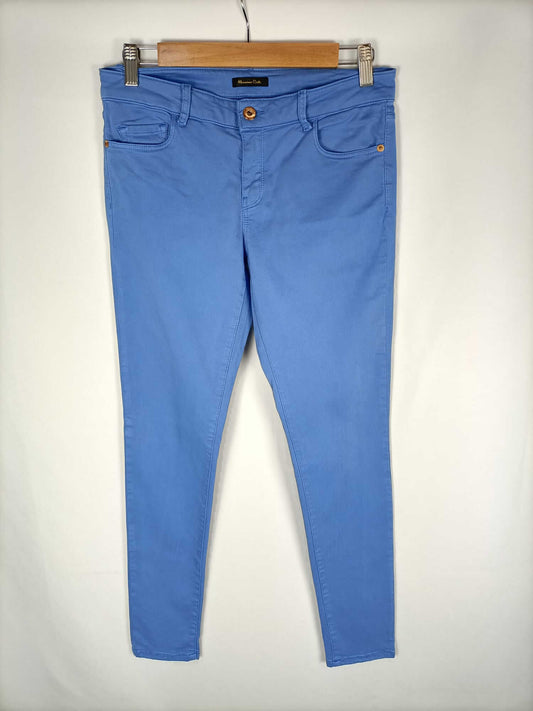 MASSIMO DUTTI. Pantalón celeste T.38