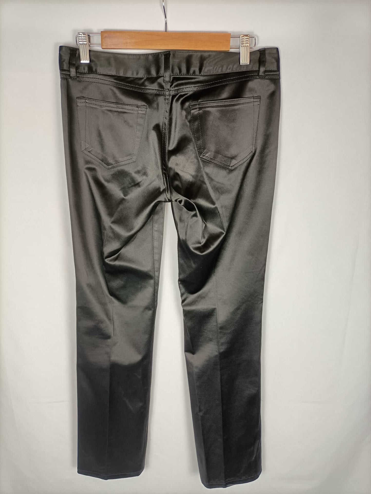 ZARA.Pantalones negros vestir satinados T.38