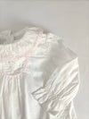 DULCE. blusa blanco bordado rosa T.3-6 meses