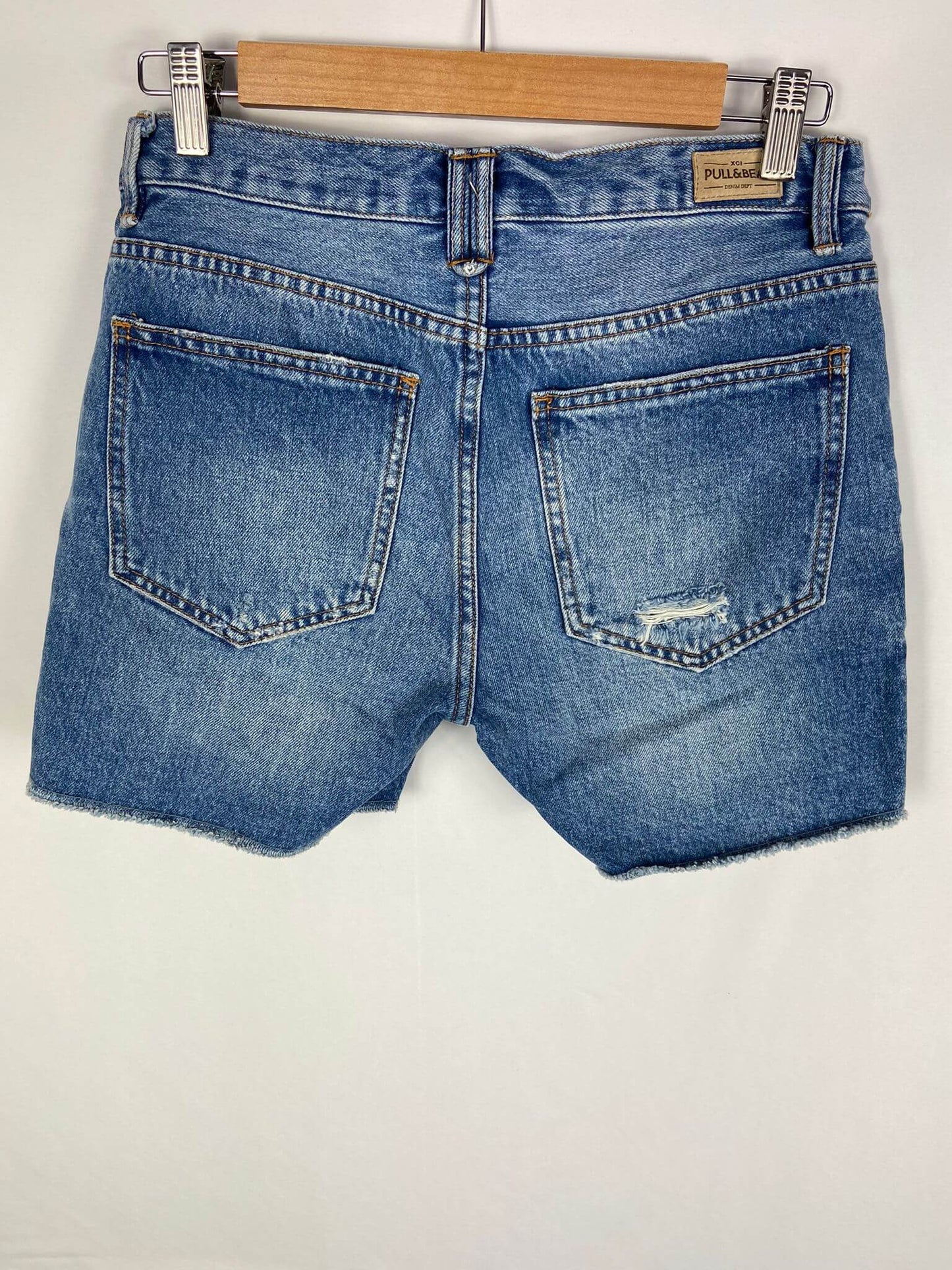 PULL&BEAR.Shorts vaqueros T.34