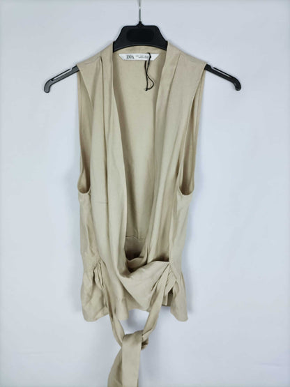 ZARA. Top beige cruzado T.s