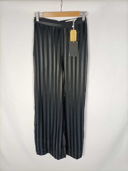 SILVIAN HEACH.Pantalones negros rayas monocolor T.38