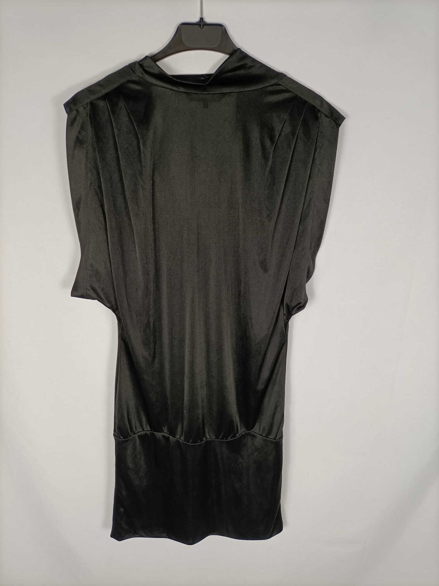 BCBG.Vestido negro T.m