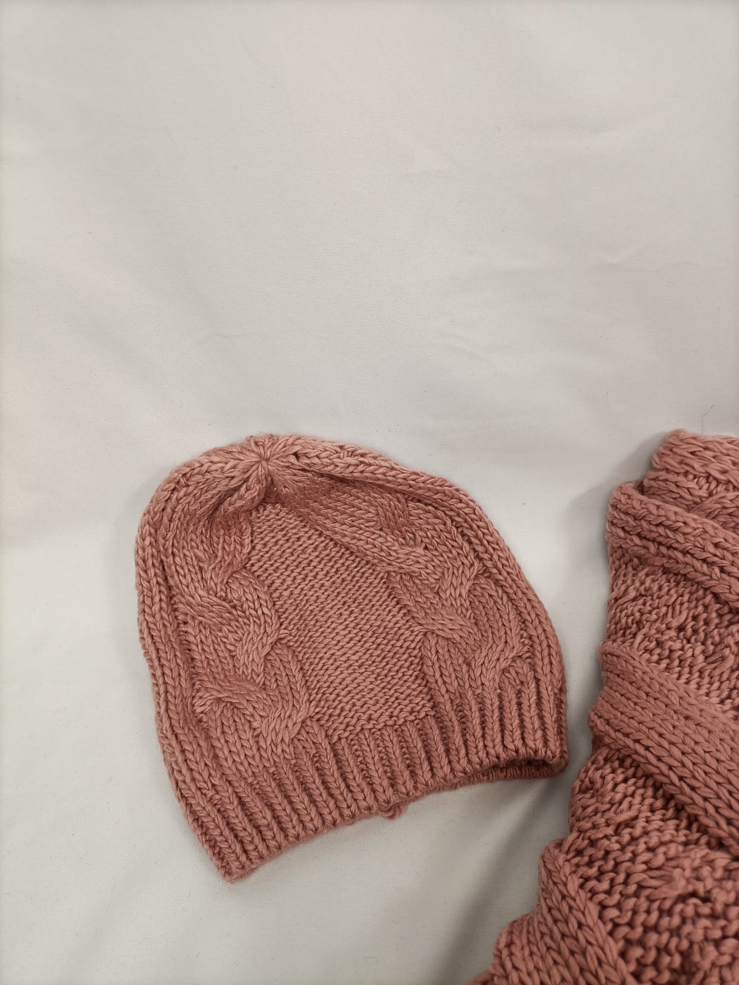 MO. Conjunto bufanda y gorro