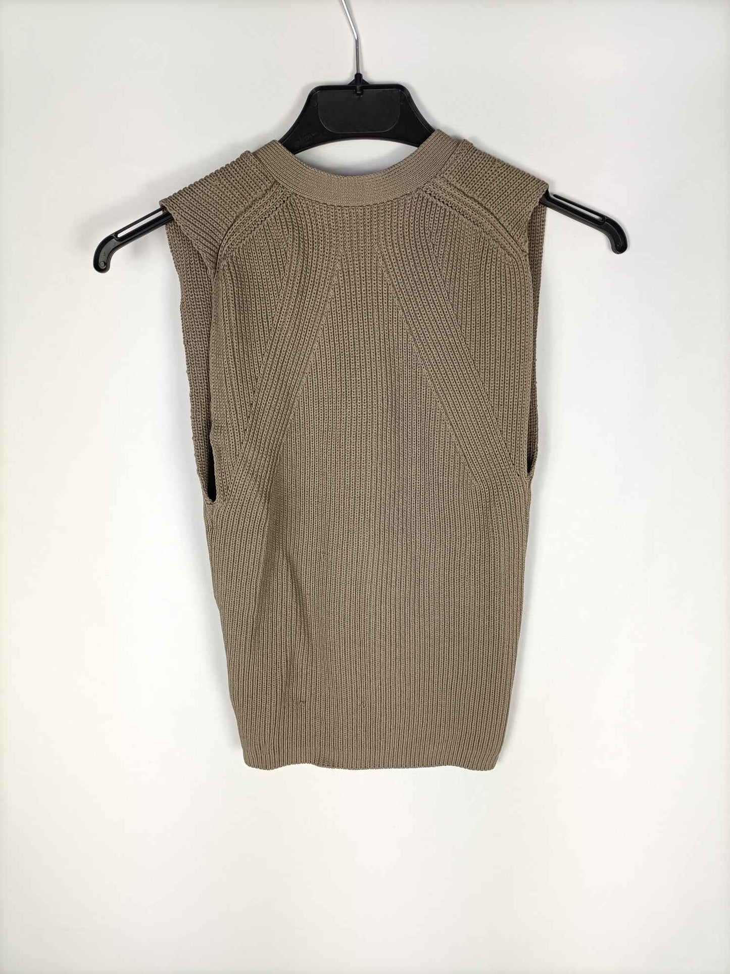 ZARA. Chaleco punto beige T.s