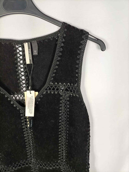 TOPSHOP. Top negro antelina y croché T.32/34