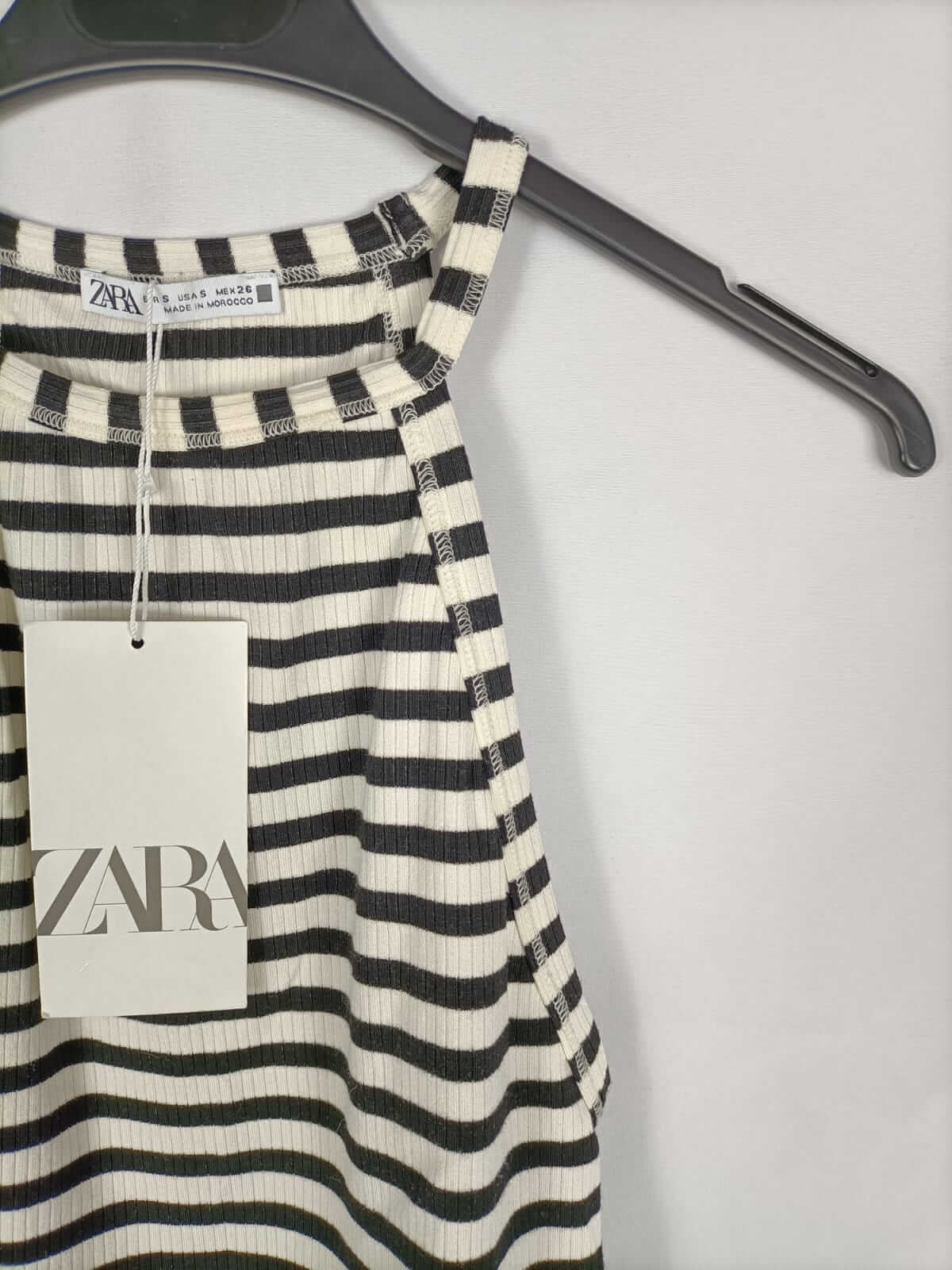 ZARA.Top halter rayas T.s