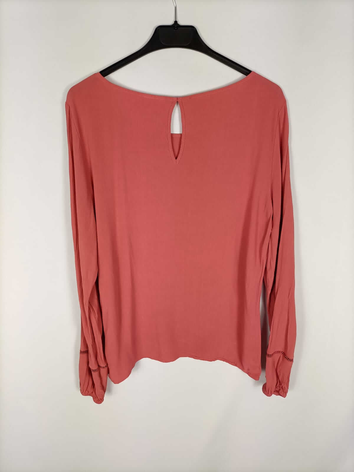 VILA CLOTHES. Blusa salmón T.38