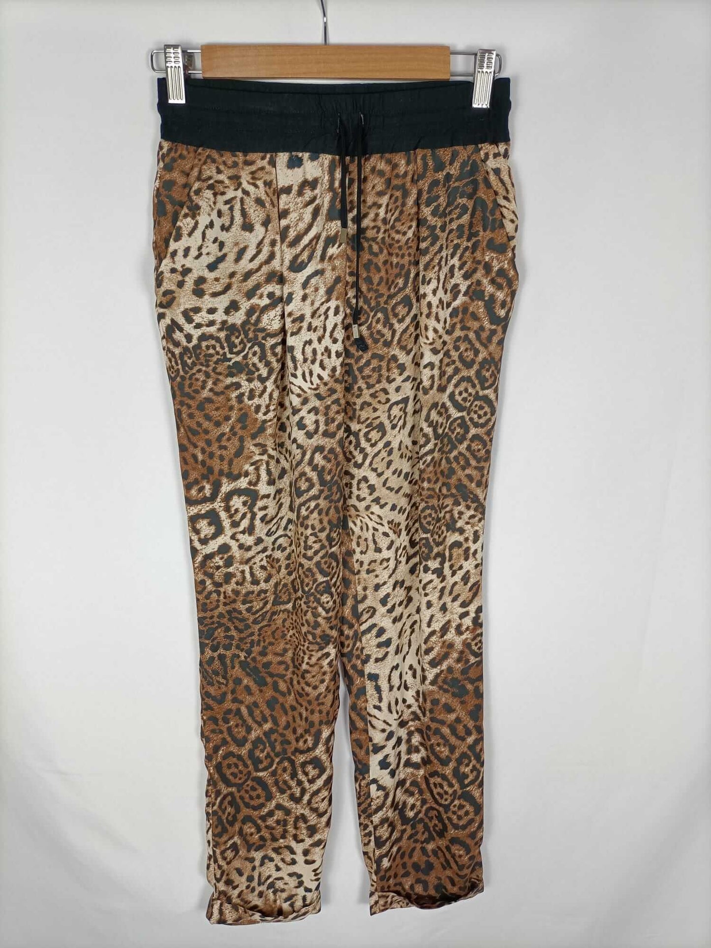 ZARA.Pantalones fluidos animal print T.s