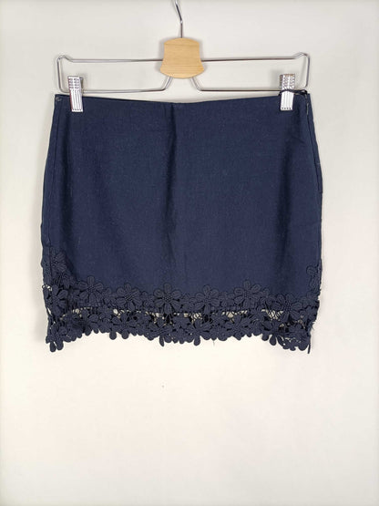 ZARA. Falda azul encaje T.m