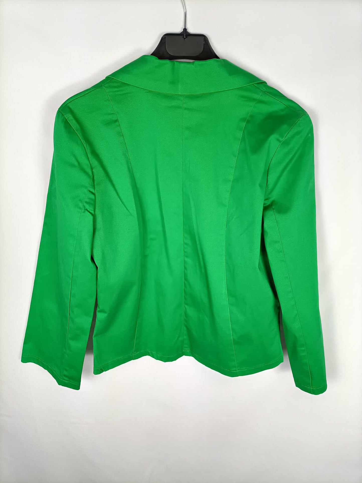 PEPA KARNERO. Blazer verde T.3 (s/m)