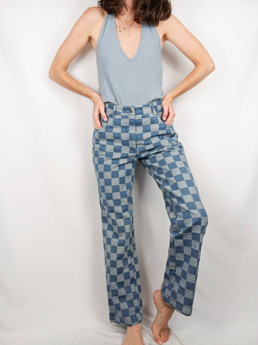 SHEIN.Pantalón denim cuadros T.s