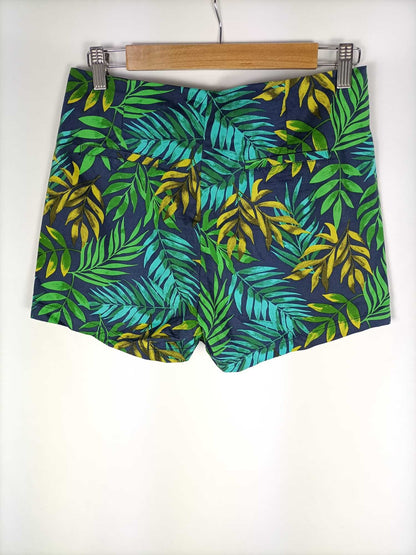 SFERA. Shorts hojas T.38