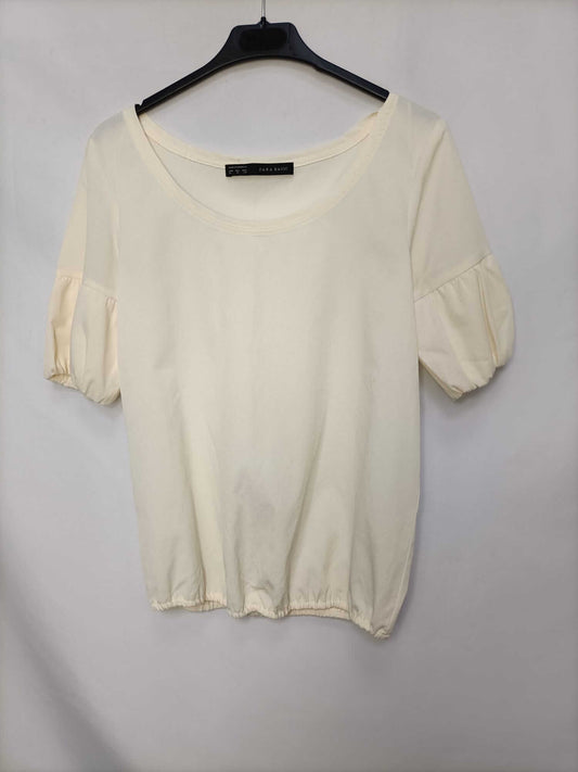 ZARA. Top beige fluido T.xs